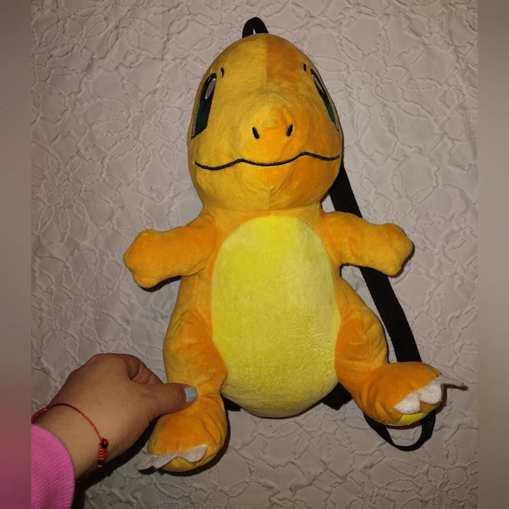 Charmander Backpack - Picture 10 of 14